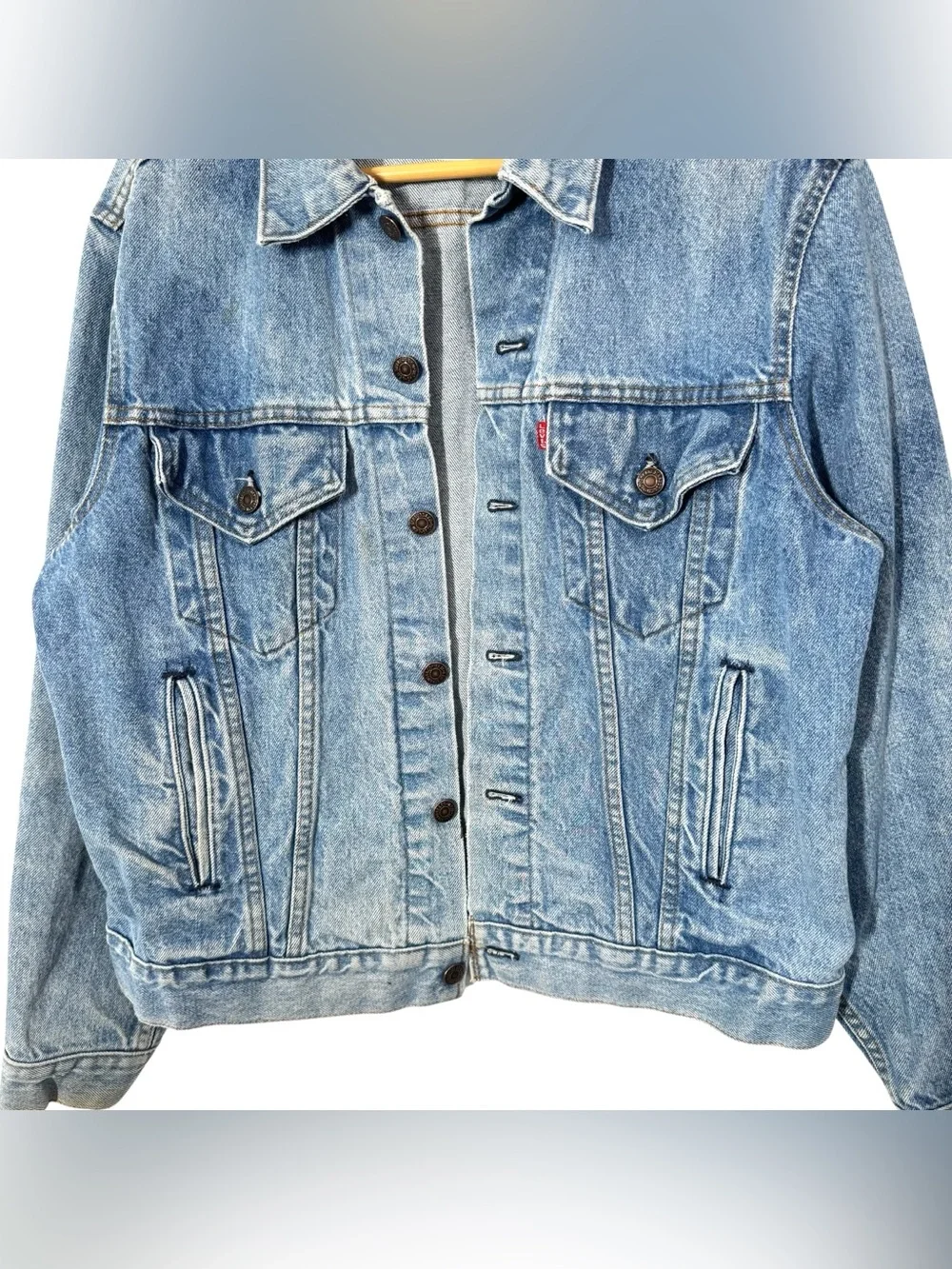 Levis this pre
